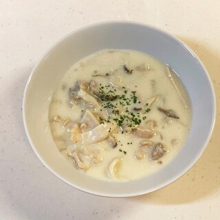 お手軽　キノコいっぱいクリームスープ